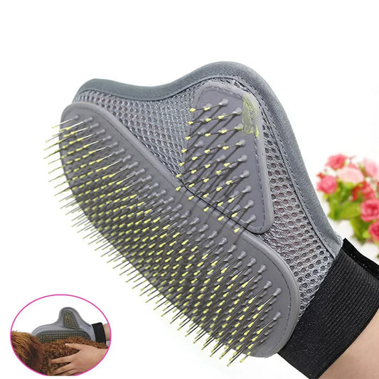 Gant de massage et brosse anti-poils — Toilettez, massez et chouchoutez votre compagnon