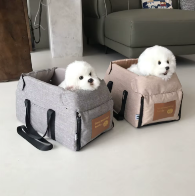 Siège de voyage pour chien. Idéal pour le confort et la sécurité de votre chien.